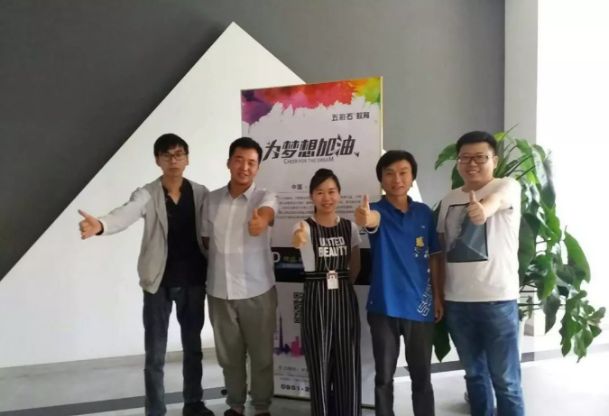 五彩石效果圖班畢業(yè)啦！